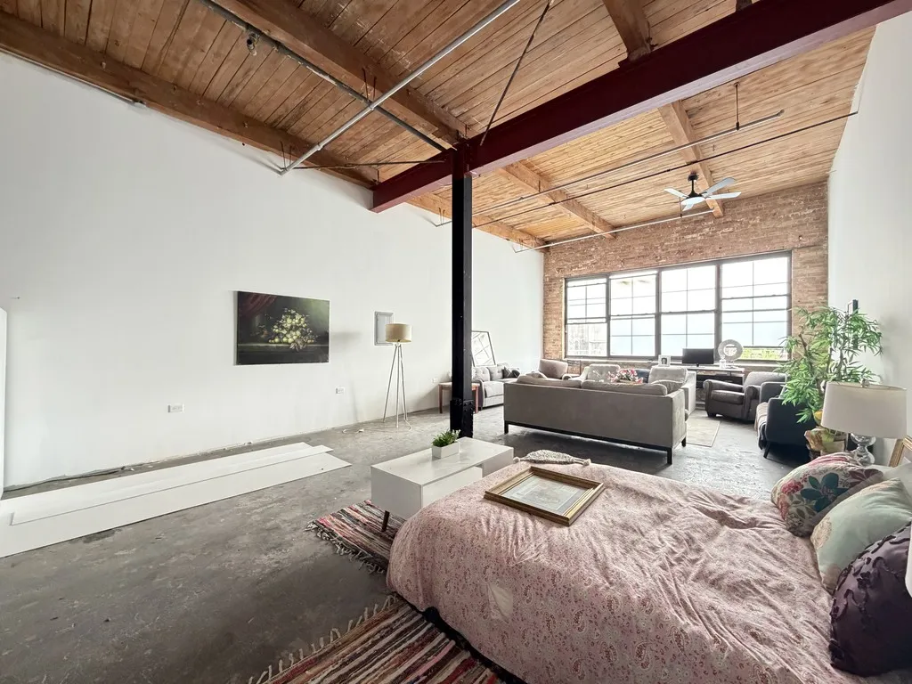 3144 W Carroll Ave, , 60612, USA 60612-unit#203-Chicago-IL