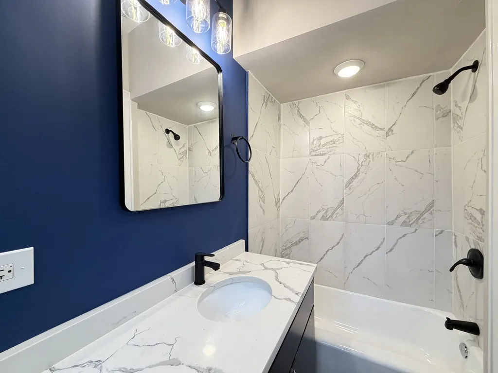 4006 N Bell Ave, ,  60618, USA 60618-unit#1-Chicago-IL