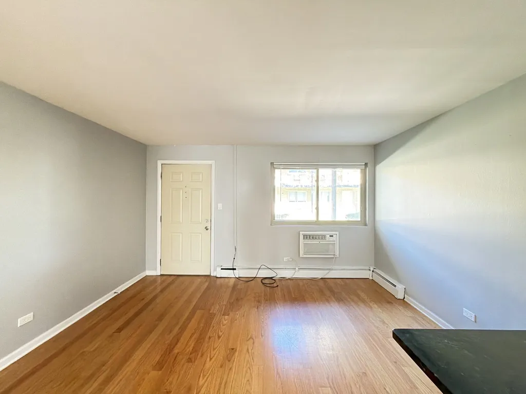 8500 Waukegan Rd, Morton Grove, 60053, USA 60053-unit#7-Chicago-IL