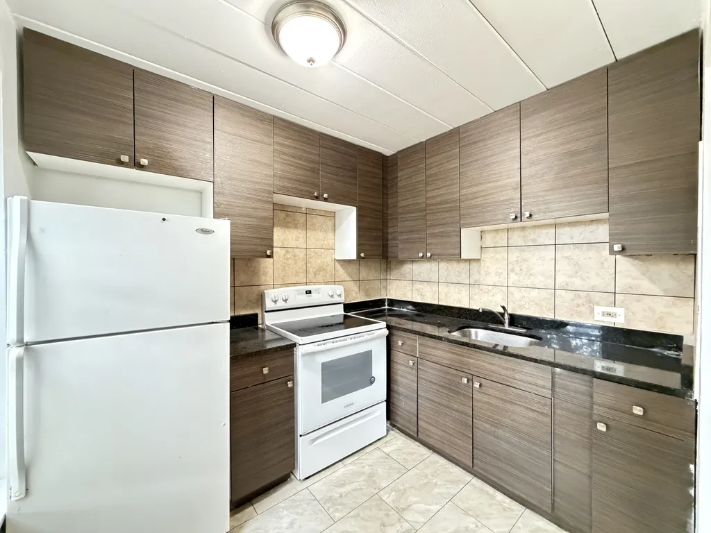 1360 West Touhy Avenue, ,  60626, USA 60626-unit#406-Chicago-IL