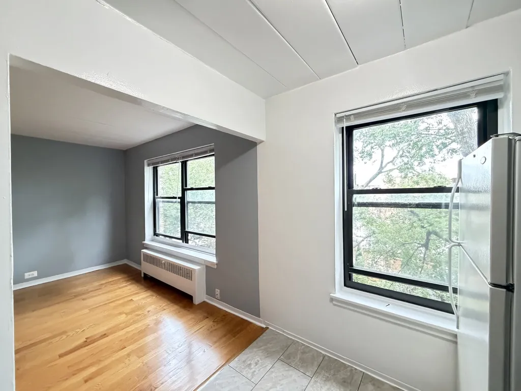 1360 West Touhy Avenue, ,  60626, USA 60626-unit#406-Chicago-IL