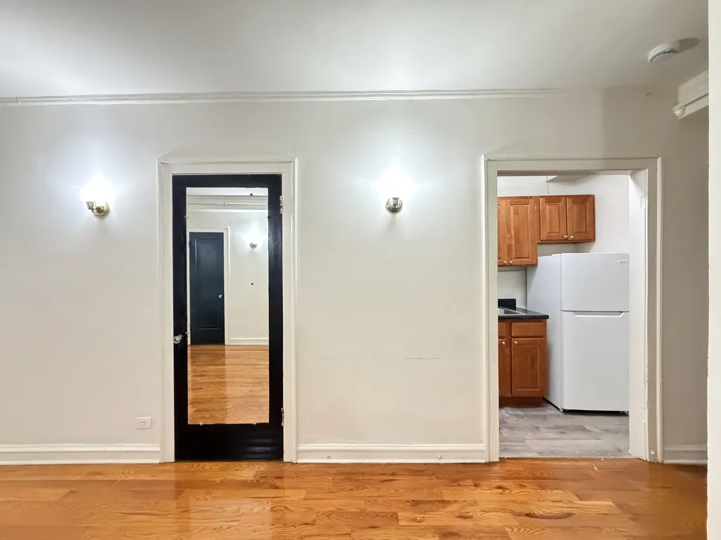 917 W Eastwood Ave, , 60640, USA 60640-unit#107-Chicago-IL