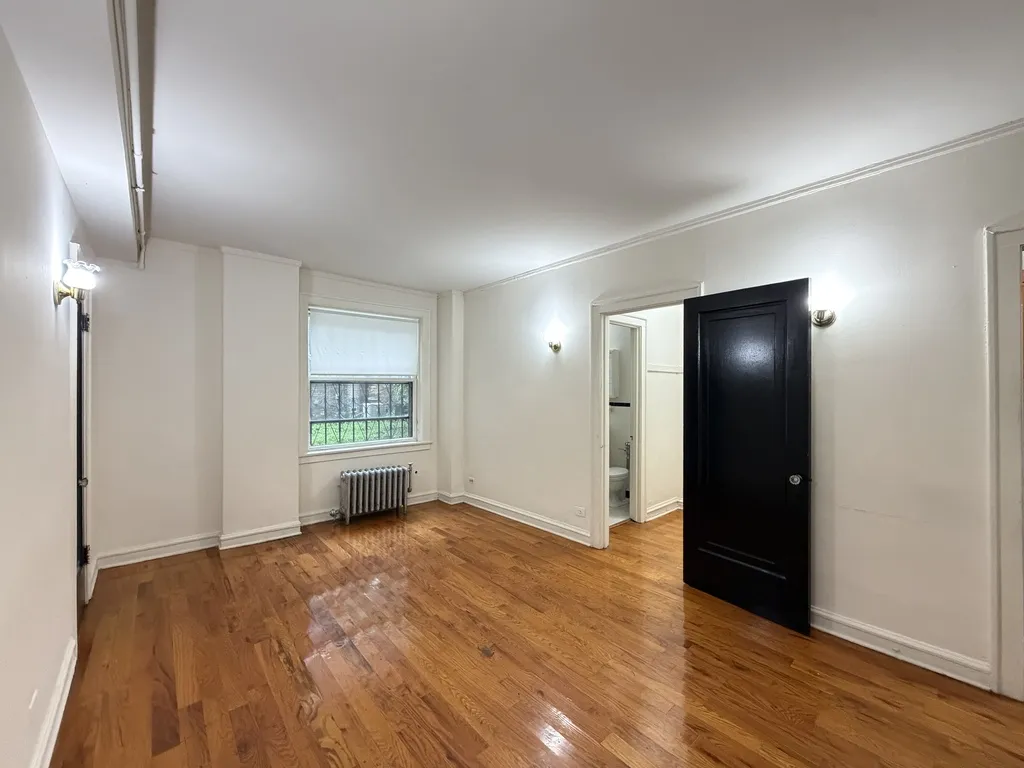 917 W Eastwood Ave, , 60640, USA 60640-unit#107-Chicago-IL