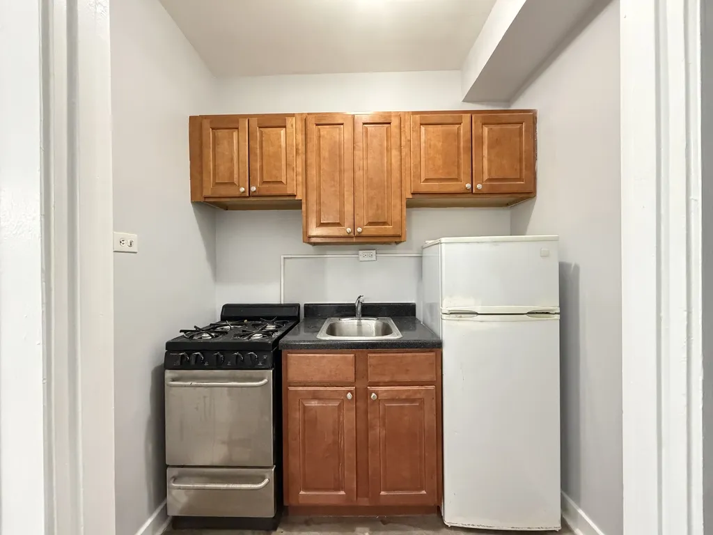 917 W Eastwood Ave, ,  60640, USA 60640-unit#507-Chicago-IL