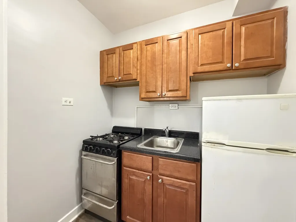917 W Eastwood Ave, ,  60640, USA 60640-unit#507-Chicago-IL