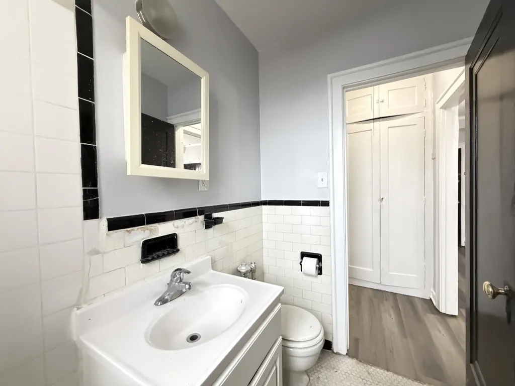 917 W Eastwood Ave, ,  60640, USA 60640-unit#507-Chicago-IL