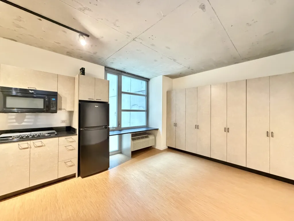 1515 N Fremont St, ,  60642, USA 60642-unit#214-Chicago-IL