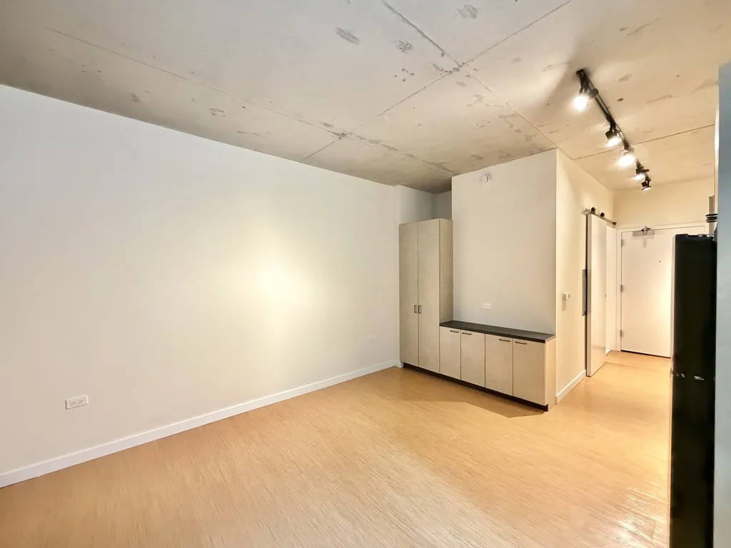 1515 N Fremont St, ,  60642, USA 60642-unit#214-Chicago-IL