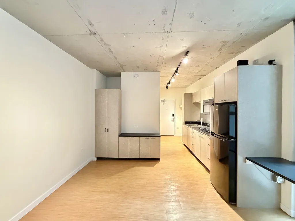 1515 N Fremont St, ,  60642, USA 60642-unit#214-Chicago-IL