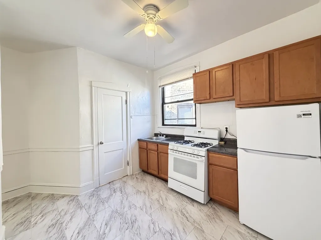 3120 W Schubert Ave, ,  60647, USA 60647-unit#2W-Chicago-IL