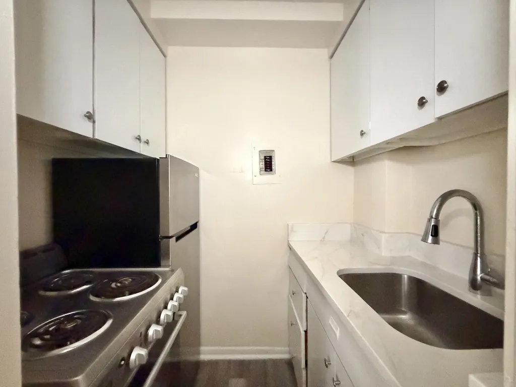 1400 Ave, Evanston, 60201, USA 60201-unit#506-Chicago-IL