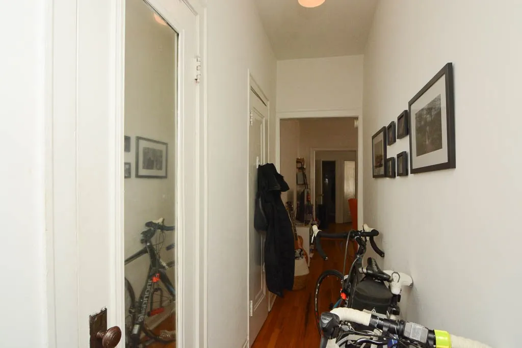 1933 W Crystal St, ,  60622, USA 60622-unit#2A-Chicago-IL