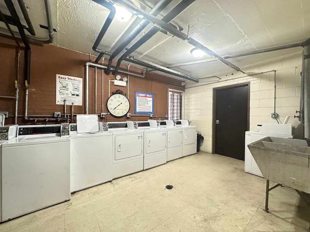 5820 N Sheridan Rd, ,  60660, USA 60660-unit#207-Chicago-IL