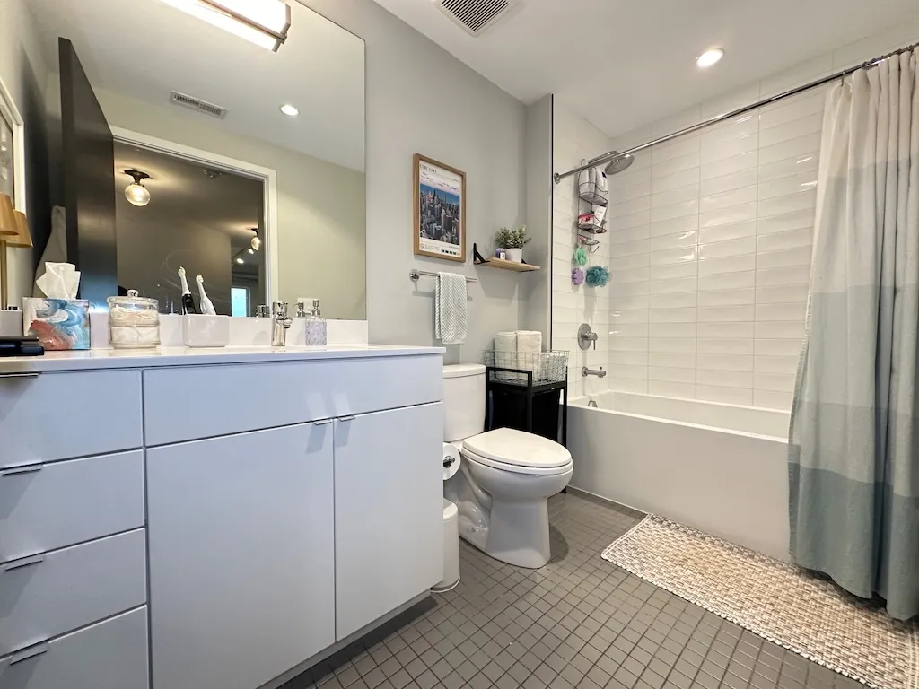 941 W Belmont Ave, ,  60657, USA 60657-unit#507-Chicago-IL