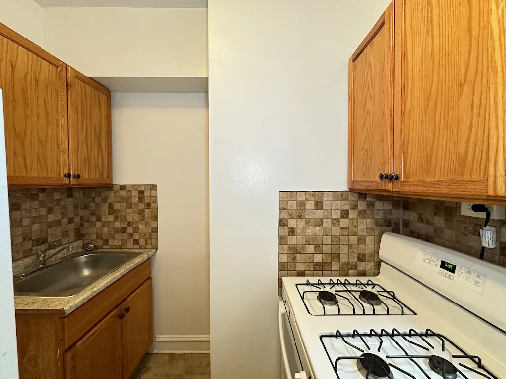 1365 W Estes Ave, , 60626, USA 60626-unit#1o-Chicago-IL