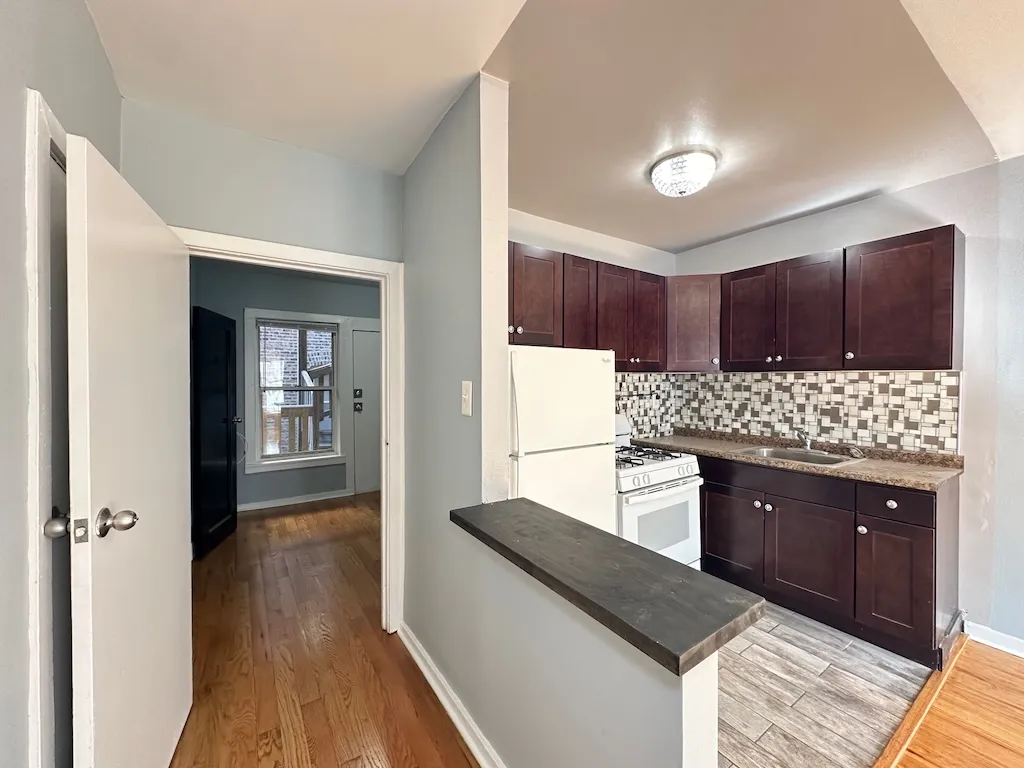 5662 N Ridge Ave, ,  60660, USA 60660-unit#1E-Chicago-IL