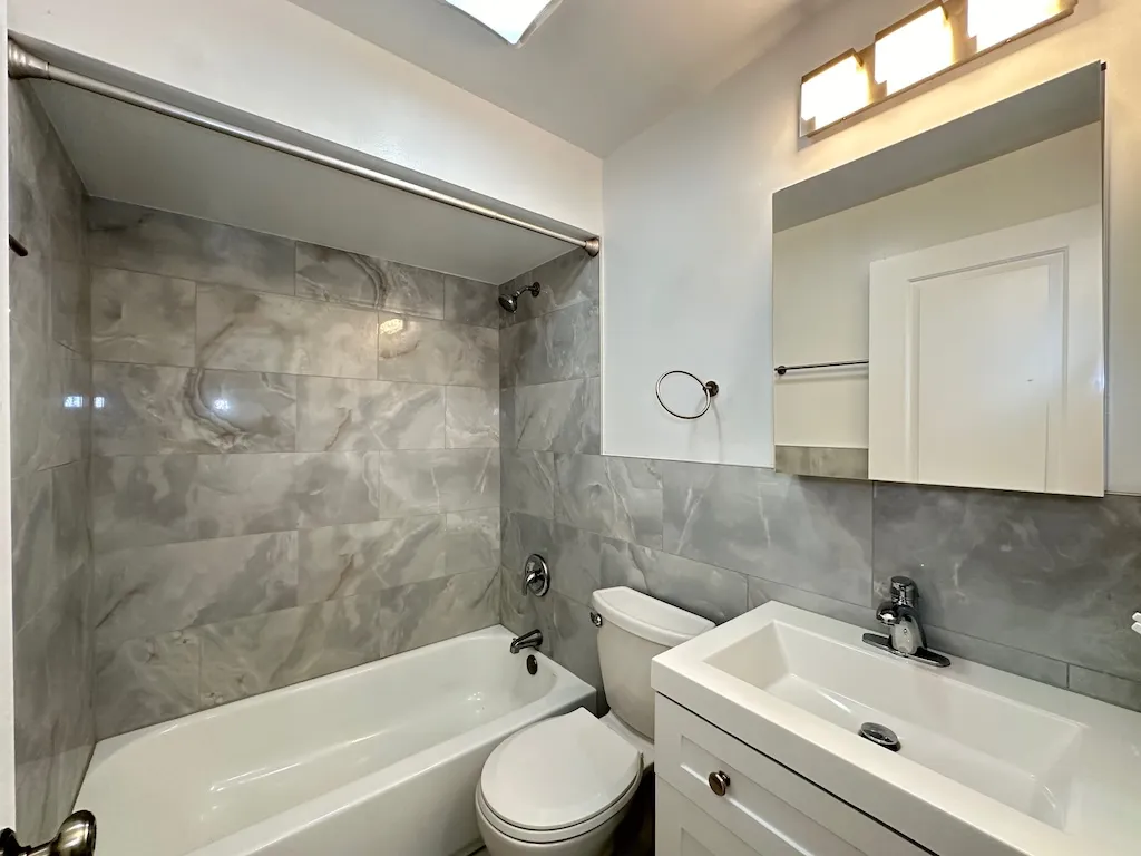 663 W Grace St, , 60613, USA 60613-unit#103-Chicago-IL