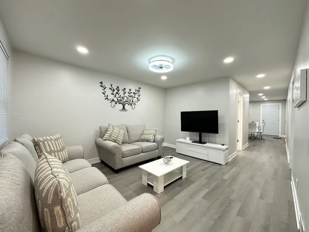 1937 W Grand Ave, ,  60622, USA 60622-unit#1-Chicago-IL