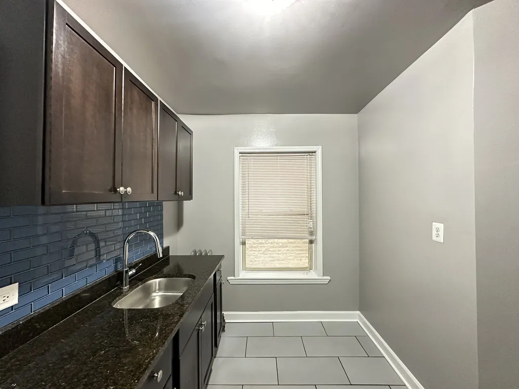 6341 N Magnolia Ave, ,  60660, USA 60660-unit#1A-Chicago-IL