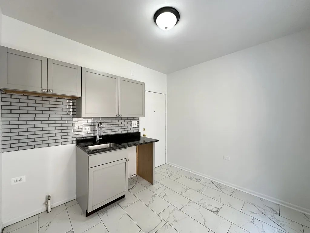 6343 N Magnolia Ave, ,  60660, USA 60660-unit#1D-Chicago-IL