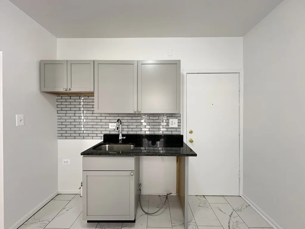 6343 N Magnolia Ave, ,  60660, USA 60660-unit#1D-Chicago-IL