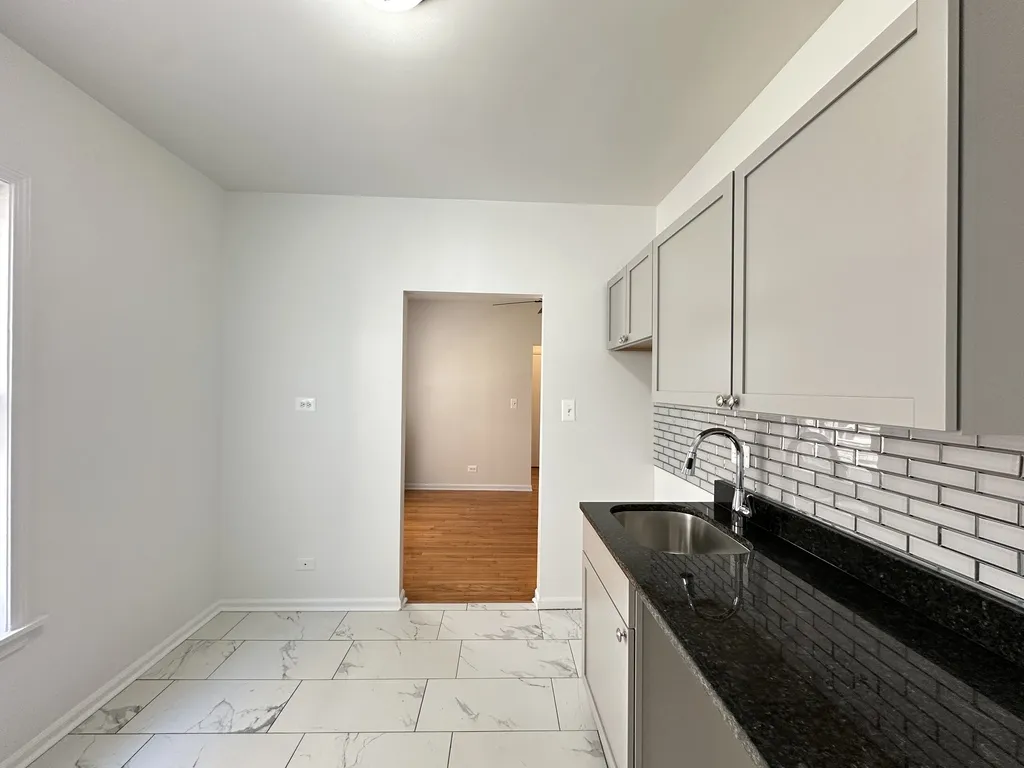 6343 N Magnolia Ave, ,  60660, USA 60660-unit#1D-Chicago-IL