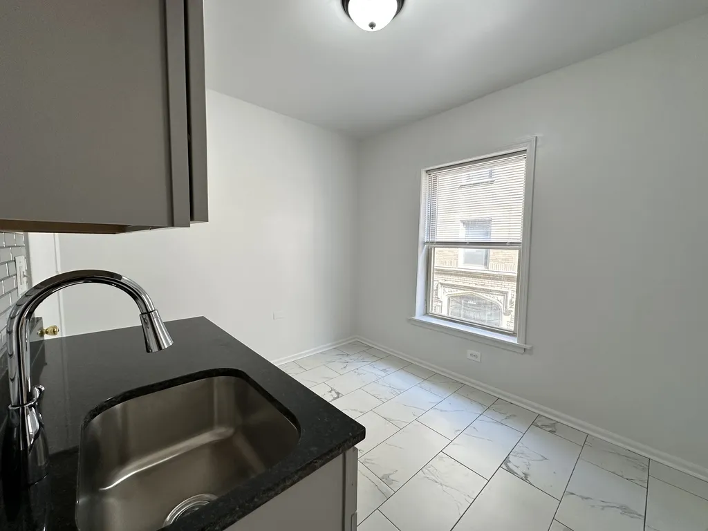 6343 N Magnolia Ave, ,  60660, USA 60660-unit#1D-Chicago-IL