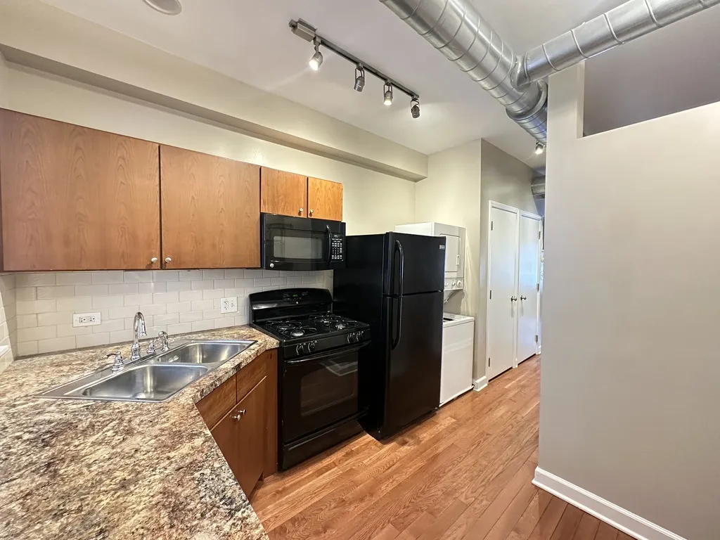 674 N Orleans St, ,  60654, USA 60654-unit#2-Chicago-IL