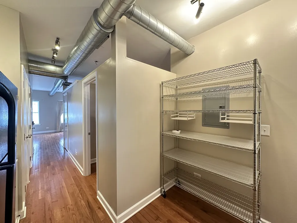 674 N Orleans St, ,  60654, USA 60654-unit#2-Chicago-IL
