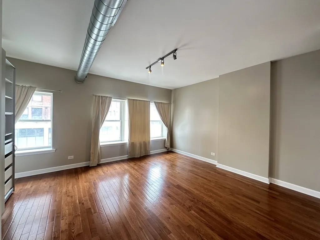 674 N Orleans St, ,  60654, USA 60654-unit#2-Chicago-IL