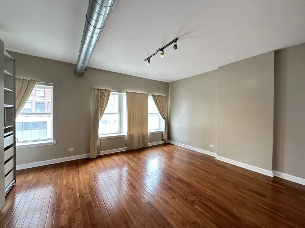 674 N Orleans St, ,  60654, USA 60654-unit#2-Chicago-IL