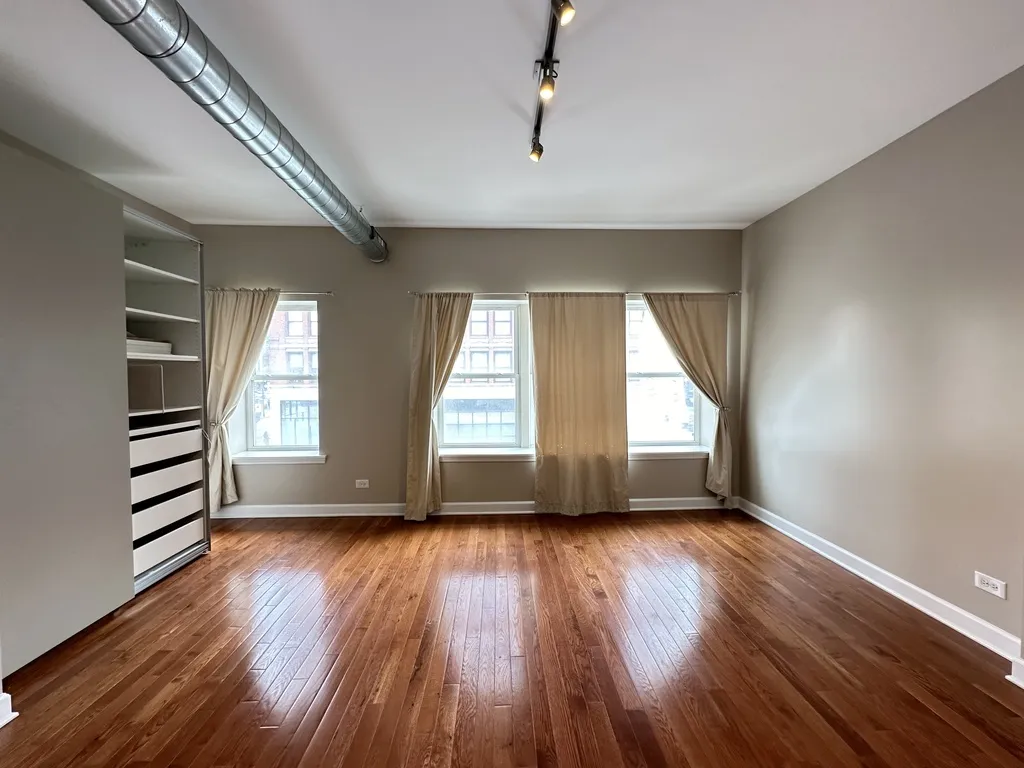674 N Orleans St, ,  60654, USA 60654-unit#2-Chicago-IL