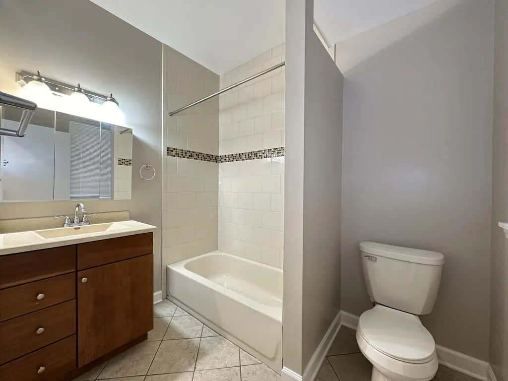674 N Orleans St, ,  60654, USA 60654-unit#2-Chicago-IL