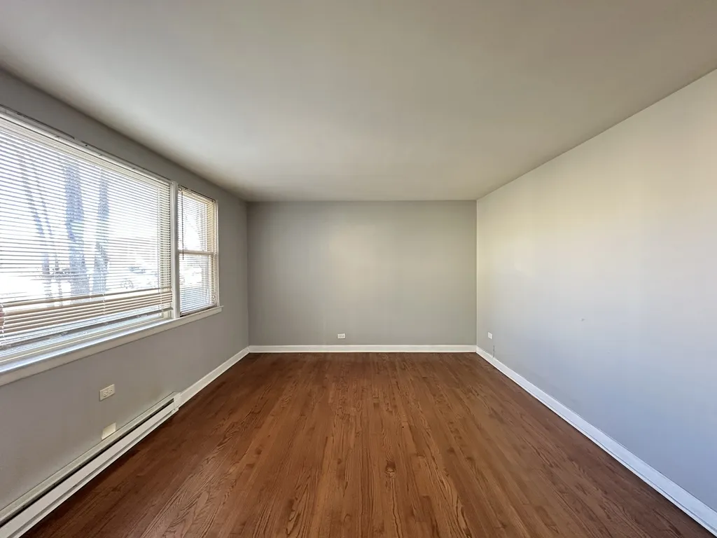 7630 N Milwaukee Ave, Niles, 60714, USA 60714-unit#1A-Chicago-IL