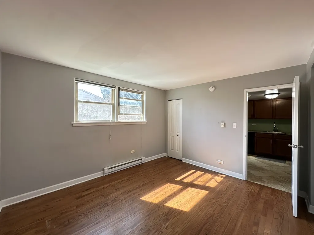 7630 N Milwaukee Ave, Niles, 60714, USA 60714-unit#1A-Chicago-IL