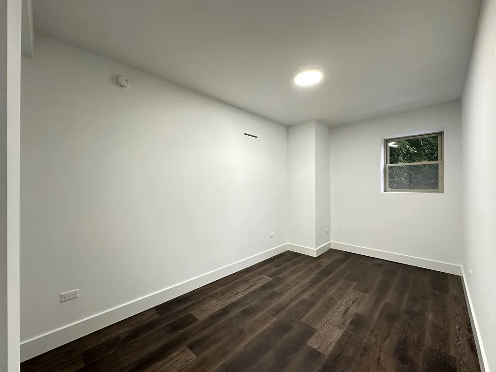1555 W Hollywood Ave, ,  60660, USA 60660-unit#304-Chicago-IL