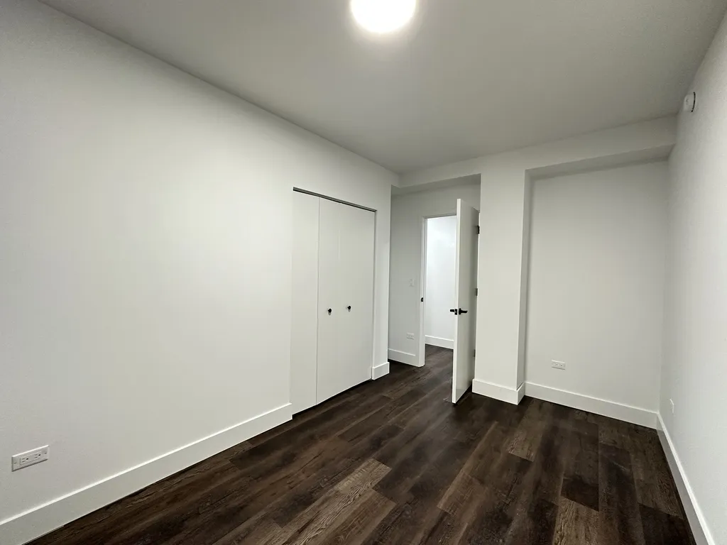 1555 W Hollywood Ave, ,  60660, USA 60660-unit#304-Chicago-IL