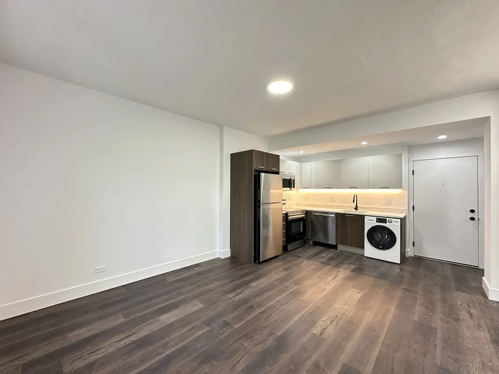 1555 W Hollywood Ave, ,  60660, USA 60660-unit#411-Chicago-IL