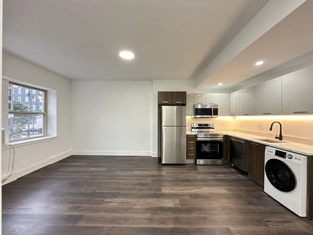 1555 W Hollywood Ave, ,  60660, USA 60660-unit#411-Chicago-IL