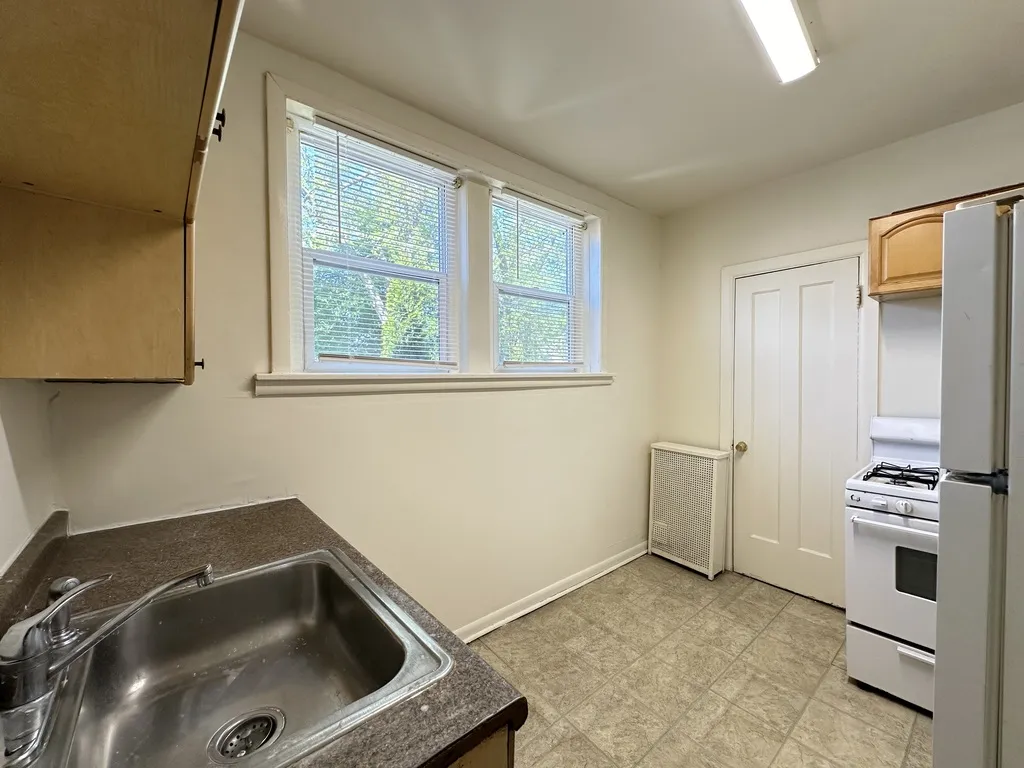 5817 N St Louis Ave, , 60659, USA 60659-unit#1R-Chicago-IL