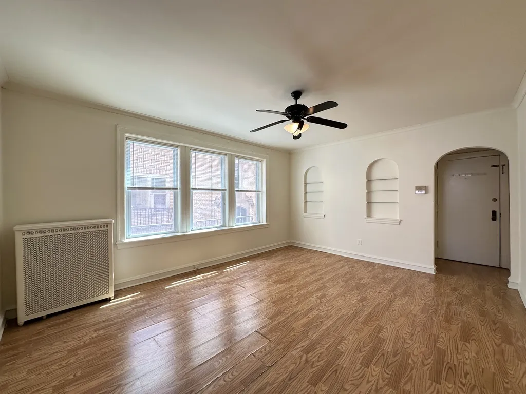 5817 N St Louis Ave, , 60659, USA 60659-unit#1R-Chicago-IL