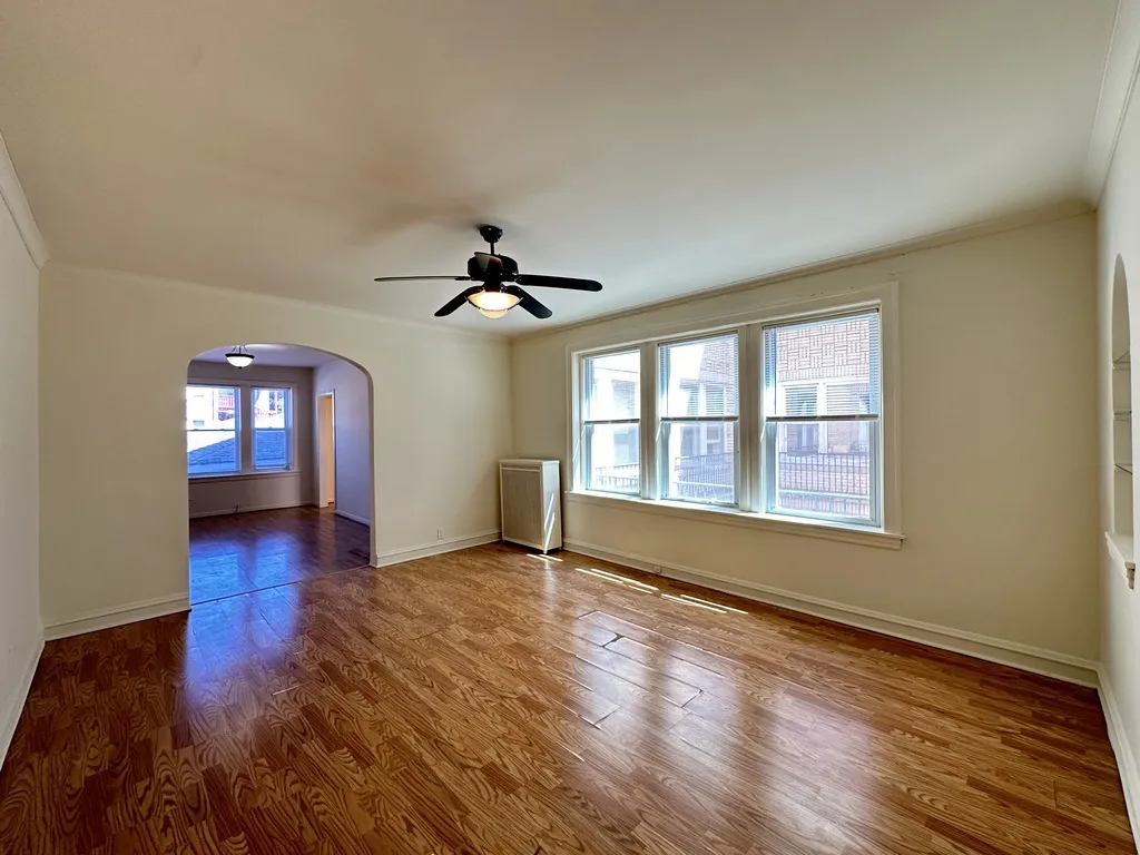 5817 N St Louis Ave, , 60659, USA 60659-unit#1R-Chicago-IL