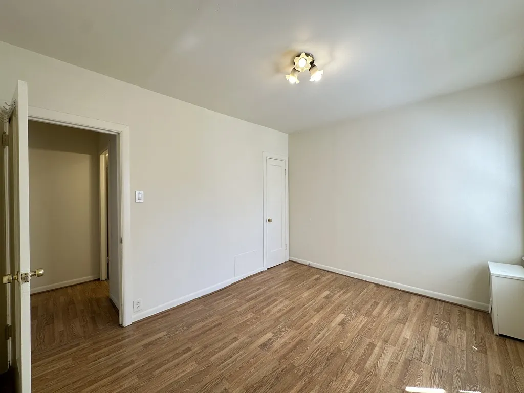 5817 N St Louis Ave, , 60659, USA 60659-unit#1R-Chicago-IL