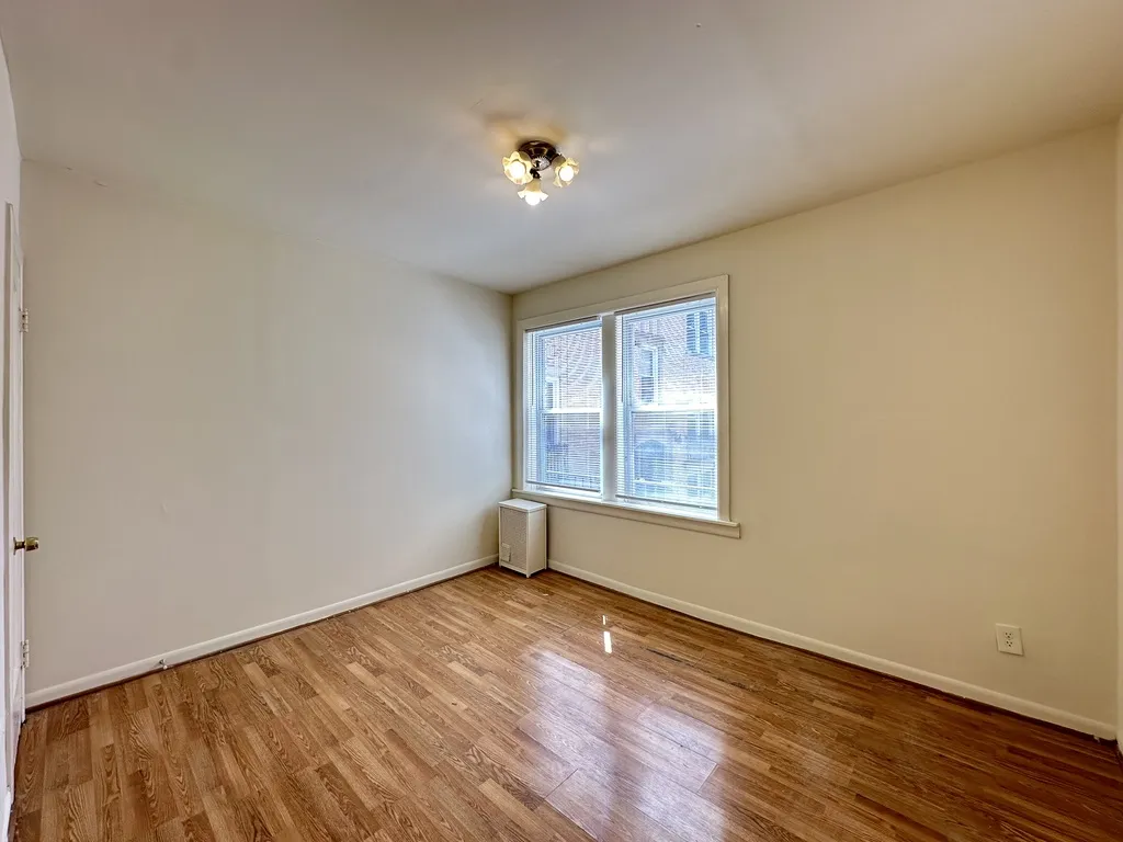 5817 N St Louis Ave, , 60659, USA 60659-unit#1R-Chicago-IL