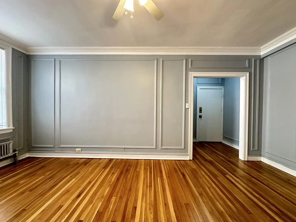 1363 W Estes Ave, ,  60626, USA 60626-unit#2T-Chicago-IL