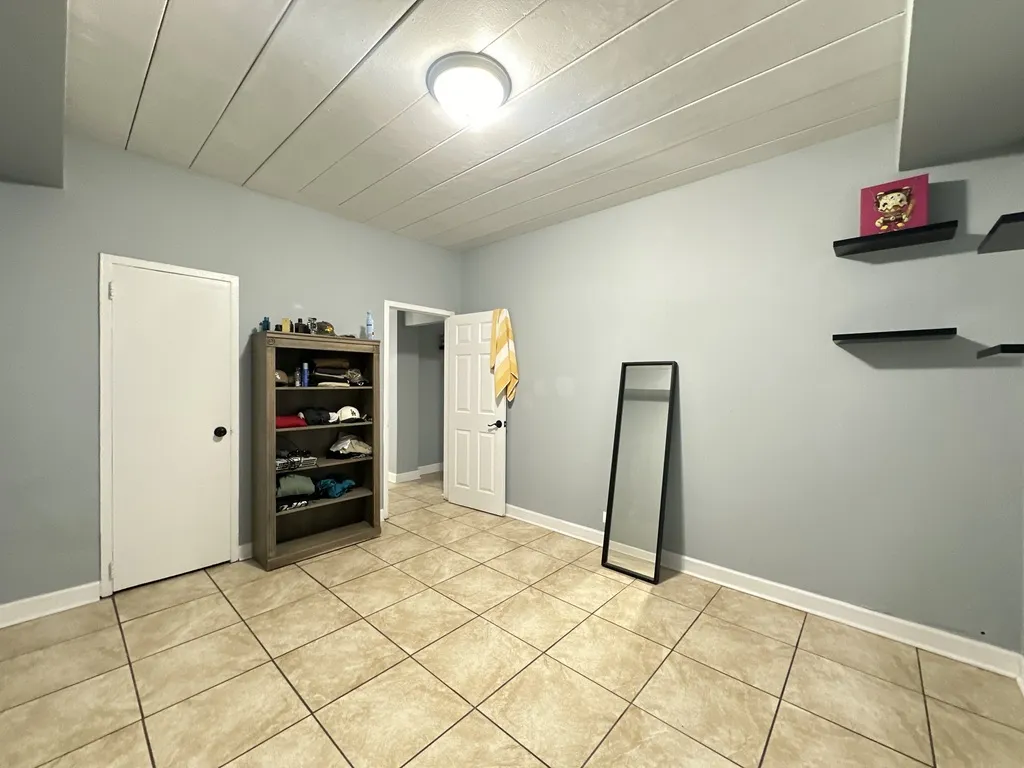 1360 W Touhy Ave, ,  60626, USA 60626-unit#109-Chicago-IL