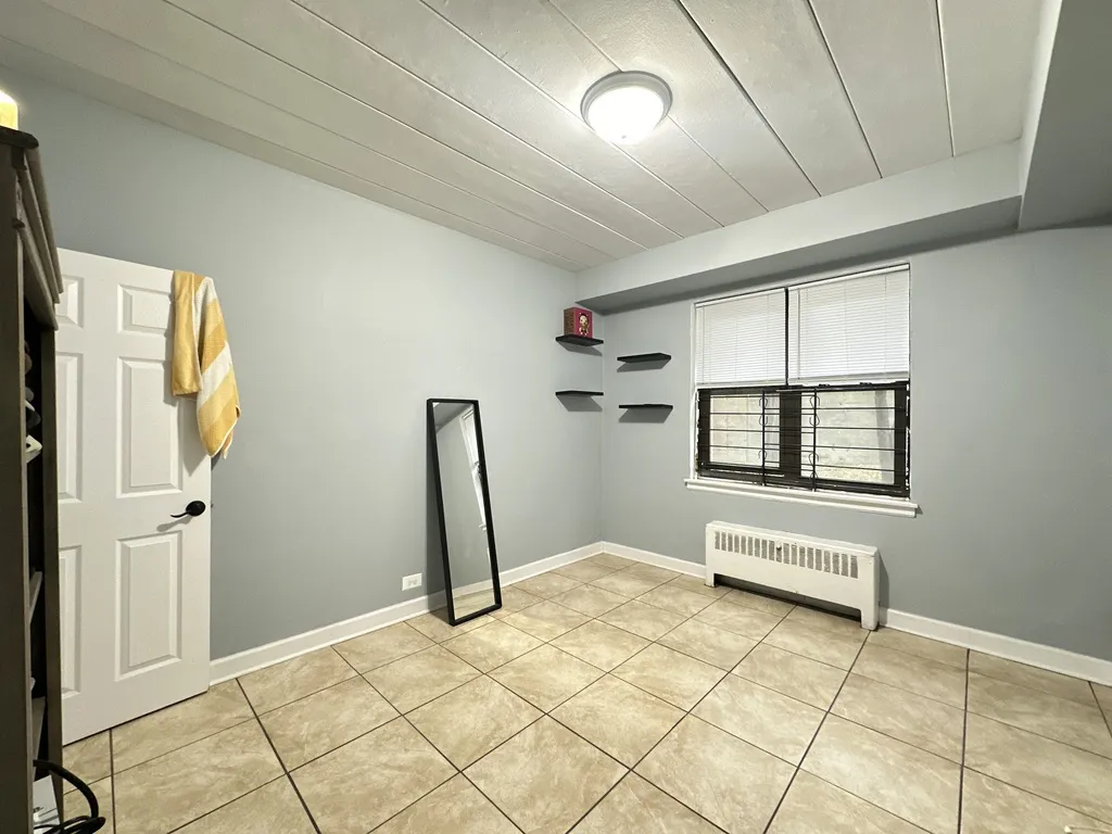 1360 W Touhy Ave, ,  60626, USA 60626-unit#109-Chicago-IL