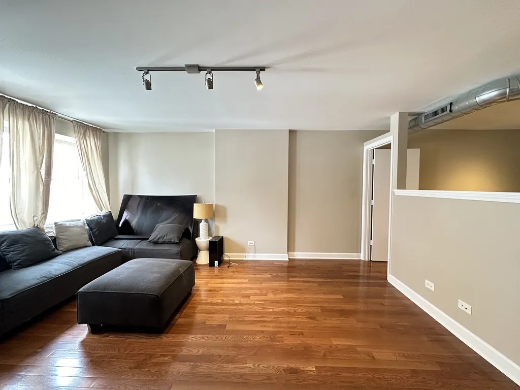 674 N Orleans St, , 60654, USA 60654-unit#1-Chicago-IL