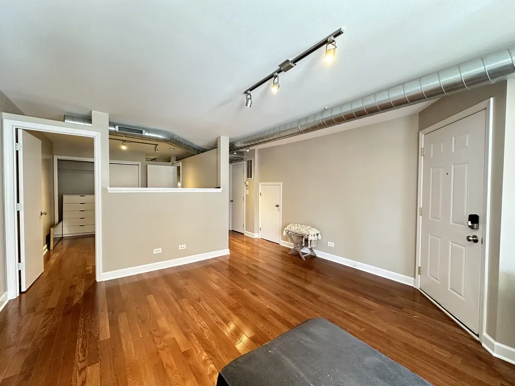 674 N Orleans St, , 60654, USA 60654-unit#1-Chicago-IL