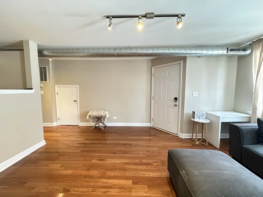 674 N Orleans St, , 60654, USA 60654-unit#1-Chicago-IL